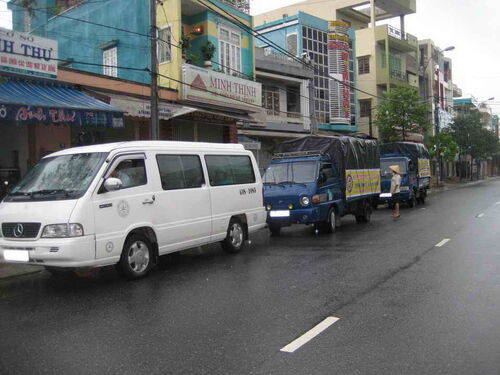 Ủy lạo đồng bào nghèo tại huyện Trà My, Quảng Nam