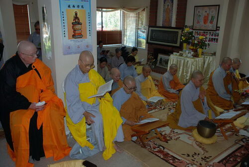 Tâm Thư Tri Ân và hình ảnh phát tiền bảo trợ tháng 9 năm 2008