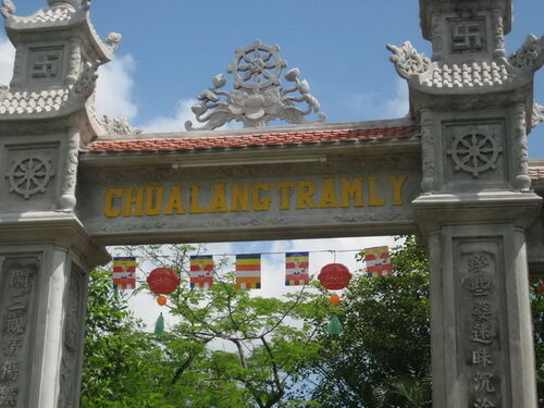 Hình ảnh từ thiện tại Quảng Trị nhân mùa Phật đản