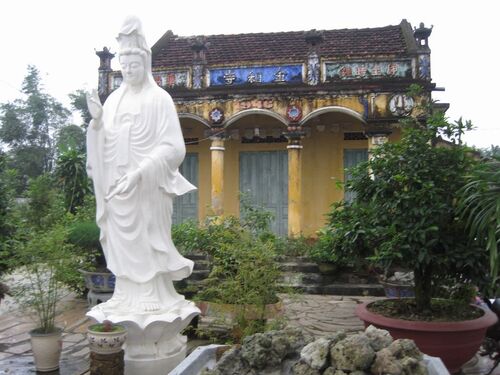 Cứu trợ bão lụt tại Bình Định đợt 3