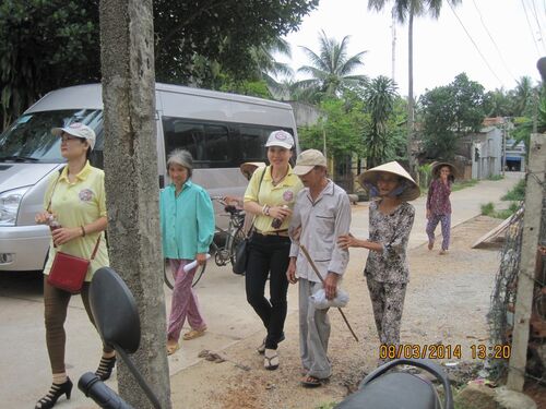 Giúp đỡ các cụ già và đồng bào nghèo tại vùng quê thuộc tỉnh Bình Định nhân mùa Vu Lan - Đợt 1