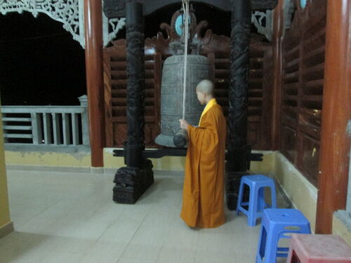 Hình ảnh đón mừng Tết Ất Mùi tại chùa Phú Thọ, Đại Lộc, Quảng Nam