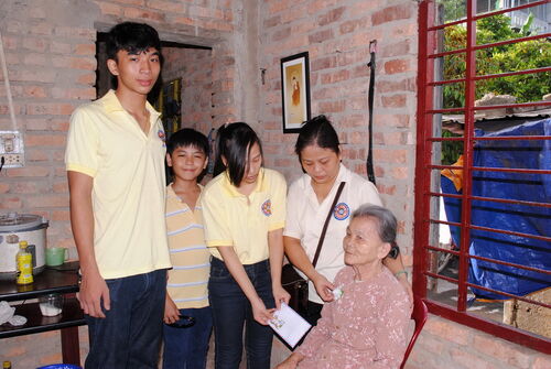 Hình ảnh từ thiện mùa Vu Lan tại Huế