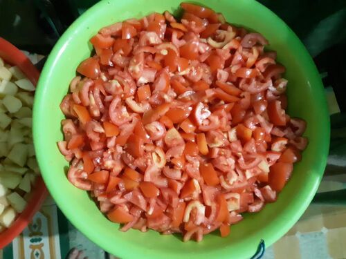 Tổng kết hình ảnh nấu ăn hằng ngày cho bà con bệnh nhân nghèo sinh sống gần bệnh viện ung bướu