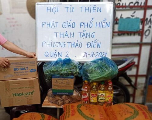 Chương trình từ thiện mùa Vu Lan giúp đỡ đồng bào tại các khu xóm trọ nghèo tại quận 2, Sài gòn