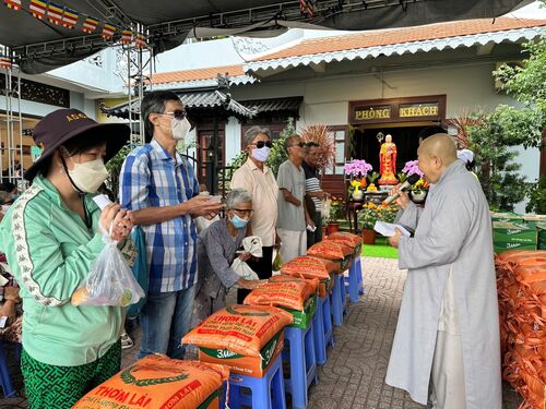 Tâm thư kêu gọi giúp đỡ đồng bào nghèo khó bất hạnh nhân mùa Vu Lan
