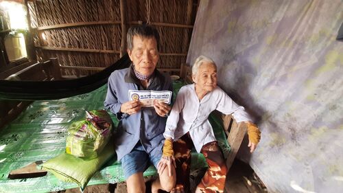 Trao quà Tết cho đồng bào nghèo tại Cà Mau